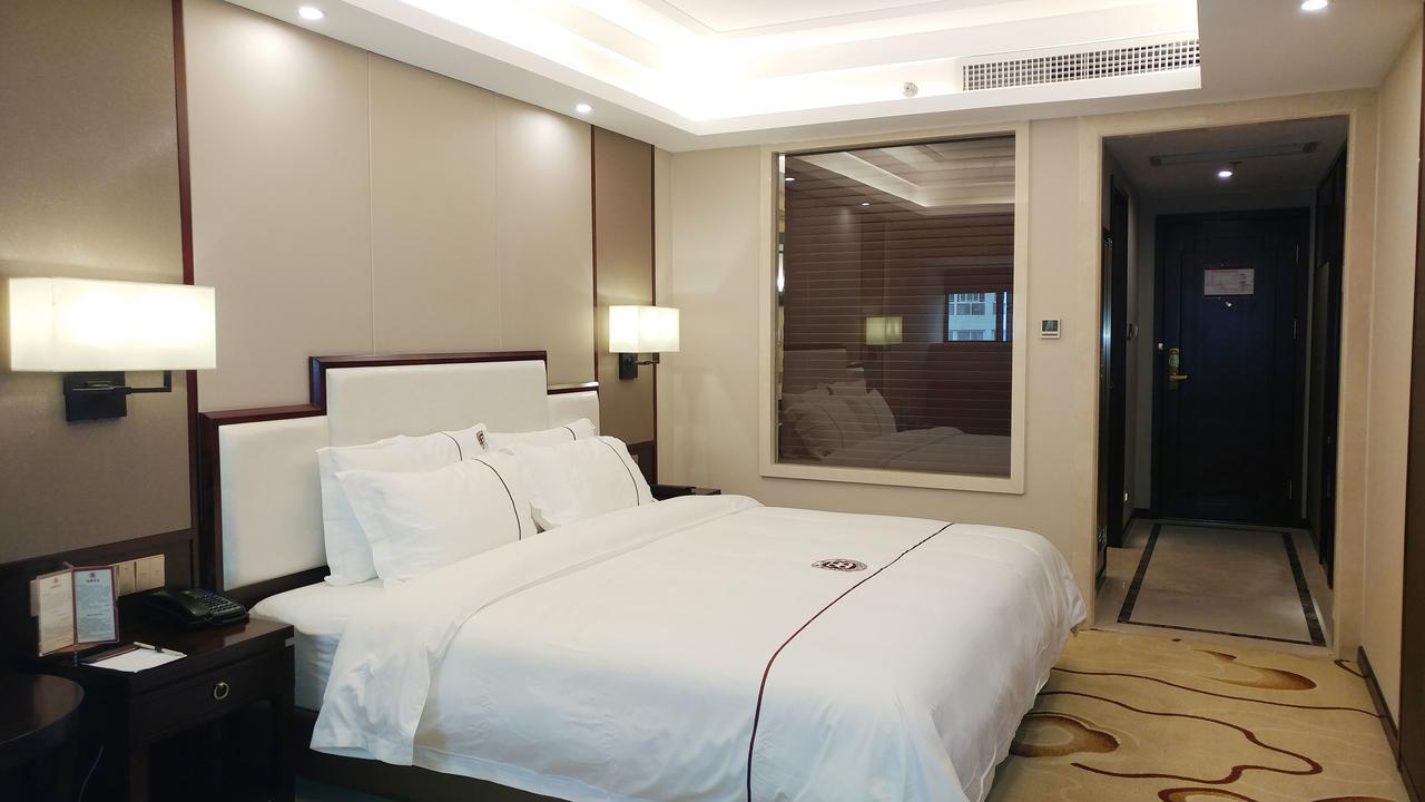 Guilin Tailian Hotel Екстер'єр фото